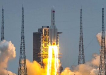 صاروخ الصين المتمرد في مياه المحيط الهندي