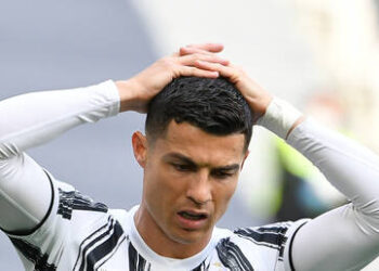 إشارة جديدة على اقتراب رحيل رونالدو عن فريق “السيدة العجوز”