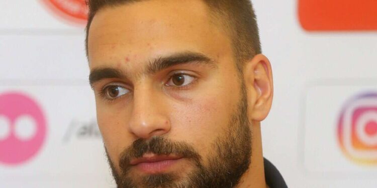 كورونا تُبعد أبرز مهاجمي منتخب سوريا عن مباراة الصين في تصفيات كأس العالم