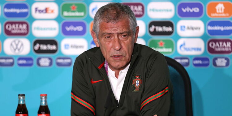 سانتوس: رونالدو لا يمكنه الفوز وحده