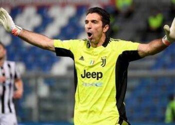 بعد 20 عاماً.. بوفون يعود إلى بارما