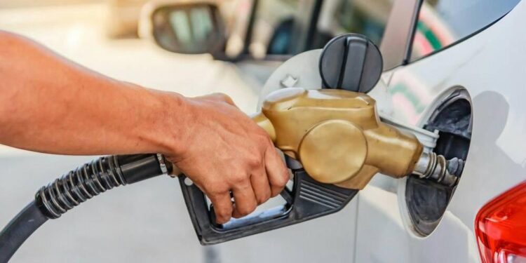 تعديل سعر ليتر بنزين “أوكتان 95” إلى 3000 ليرة سورية