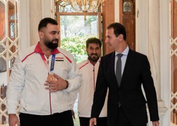 الرئيس الأسد يستقبل البطل الربّاع معن أسعد