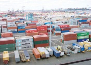 وزارة الاقتصاد تعلّق استيراد أكثر من 20 مادة إلى سورية