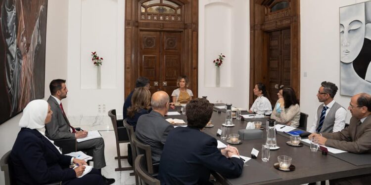 السيدة أسماء تناقش استثمار نتائج عمل الأولمبياد بتطوير نظام التعلم في سوريا