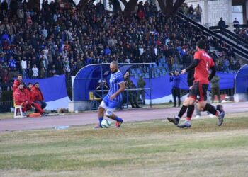 ديربي اللاذقية “أصفر” والوثبة ينتصر بالوقت القاتل .