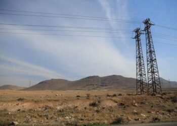 وزارة الكهرباء تكشف حقيقة ما يشاع عن احتمال حدوث تعتيم عام