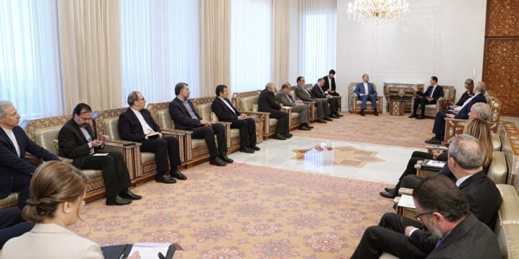 الرئيس الأسد يستقبل وزير الخارجية الإيراني والوفد المرافق له