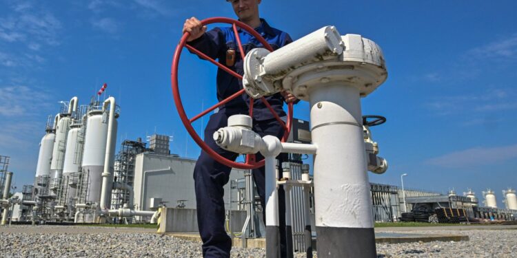 دول الاتحاد الأوروبي تعلن  خطة طارئة لتخفيض استهلاك الغاز