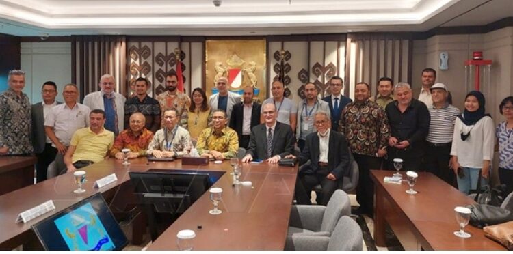 بجهود خاصة من السفارة السورية بإندونيسيا إطلاق حزمة من آفاق التعاون المشترك على عدة أصعدة