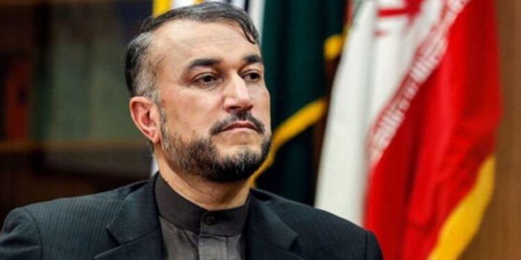 وزير خارجية إيران: الوجود العسكري الأجنبي يهدد أمن الطاقة في المنطقة