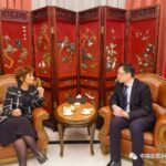 السفير الصيني في سوريا يبحث مع نائب المبعوث الخاص للأمين العام للأمم المتحدة بشأن رفع العقوبات عن سو...