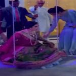 رجل أعمال يدفع مهر عروسه وزنها ذهبا في دبي