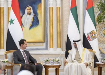 في زيارة رسمية.. الرئيس السوري يصل إلى دولة الإمارات العربية المتحدة ترافقه خلالها السيدة الأولى أسماء الأسد