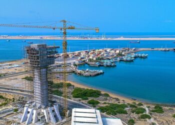 ما هي أساليب تحايل ايران على العقوبات وما دور حلفائها الصين وروسيا ؟