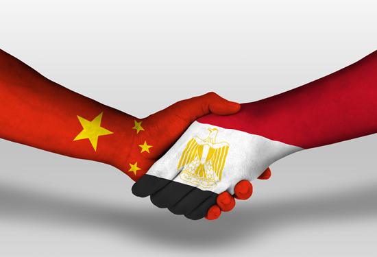 الصين تموّل مشاريع البنية التحتية في مصر لماذا؟ ما الأهمية الاقتصادية؟ ما الفوائد؟ ما التحديات؟ ما توصياتنا؟