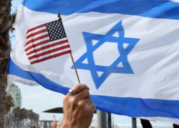 كيف أثرت الحرب في غزة على الدعم الشعبي الأمريكي لإسرائيل