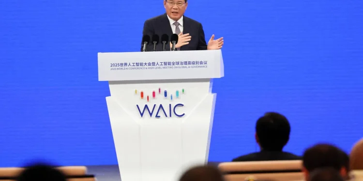 الصين تقترح إنشاء منظمة دولية جديدة للتعاون في الذكاء الاصطناعي