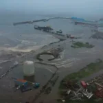 هزة عنيفة بقوة 8.8 تضرب المحيط الهادئ وتحذيرات تسونامي تشمل دولاً عدة