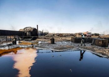 تلوث نفطي يهدد صحة السكان في شمال شرق سوريا